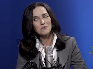 “Én a hivatalban felmondtam, amikor láttam, hogy miket csinál a Fidesz” – Olvasóink a Tisza külügyi vezetőjét értékelik