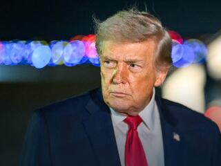 Elkezdődött Trump tengeri blokádja