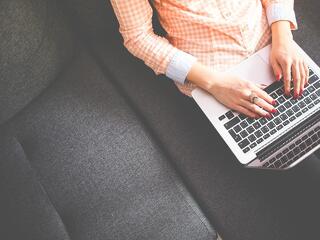 Gyorsabbak és olcsóbbak lettek a személyi kölcsönök