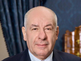 Sulyok Tamás mellett kampányol a Fidesz-frakció