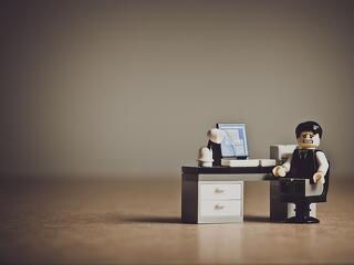 Túlterheltség, munkahely, pénz – ezek miatt aggódnak leginkább a magyarok 