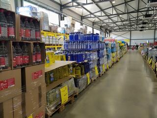 Megnyitott a tavaly beharangozott orosz bolt Budapesten