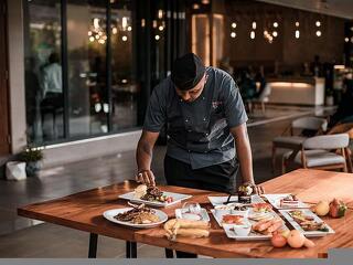 Egyre több magyar ingázik külföldre az elfogadható fizetésért