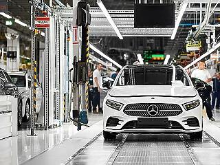 A kecskeméti Mercedes-gyár is leáll legalább két hétre