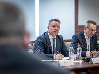 Megvannak a titkosszolgálatok új vezetői
