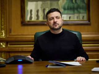 Ukrajna aggódik az iráni háború miatt, Zelenszkij eltolná a tárgyalást 