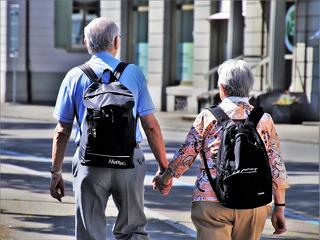 Üdülőparadicsomok nyugdíjasoknak – de nem a magyaroknak és nem Magyarországon