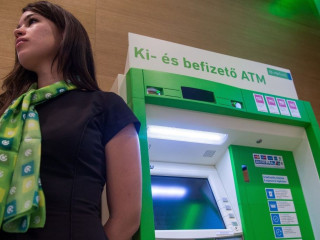 Elege lett az OTP-nek, alkotmányjogi panaszt tett