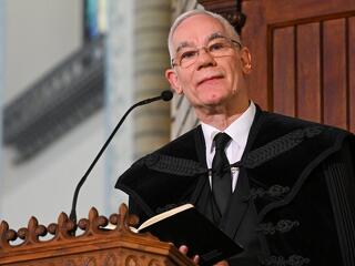 Jegybanki tízmilliók landoltak Balog Zoltán ökumenikus alapítványánál