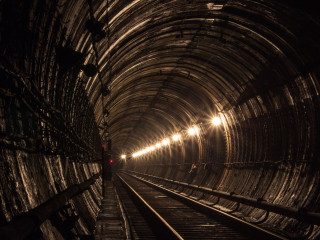 A választásokig nem várható sétagalopp, de Varga Mihályék segíthetnek