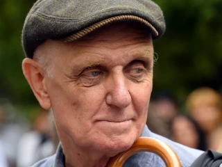 Elment a legendás esztéta