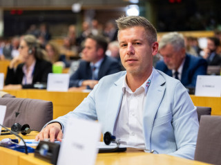 Nagy árat fizetnek Magyar Péterék, mert nem támogatták von der Leyent