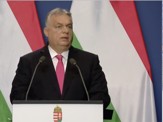 „Nincs jobb nálam senki” – jelentette ki Orbán Viktor a Kormányinfón