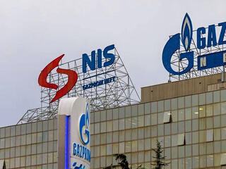 Vučić: az USA szerint a Mol heteken belül átveheti a NIS-t a Gazpromtól