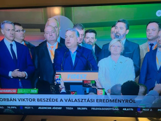 The Guardian: Orbán Viktor elismerte vereségét a 16 évnyi hatalom utáni magyar választáson