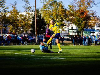 Focipályára építene lakóparkot a fideszes polgármester, gyűlnek a tiltakozó aláírások