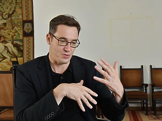 Bezárják a budapesti játszótereket, egyelőre nem lesz ingyenes parkolás a koronavírus miatt