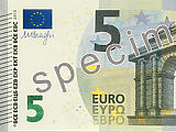 Itt az új euró