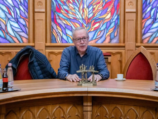 8 milliót kapott a Szerencsejáték Zrt.-től a parlamenti imacsoport