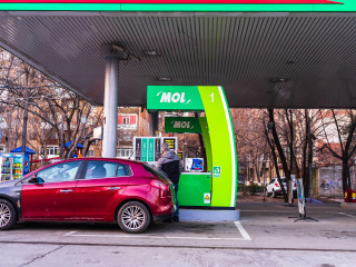 A legrosszabbat elkerülte Szerbia, de a Molnak sem kell eljönnie a tárgyalóasztaltól