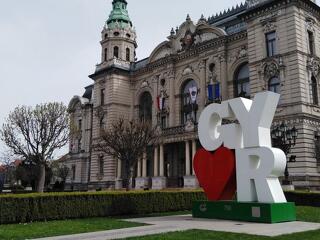 A győri polgármester kezdeményezi a város közgyűlésének feloszlatását
