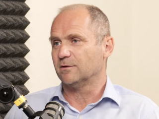 Jaksity Györgyöt kérdezzük: hogyan lehetne kirángatni a gazdaságot a gödörből?