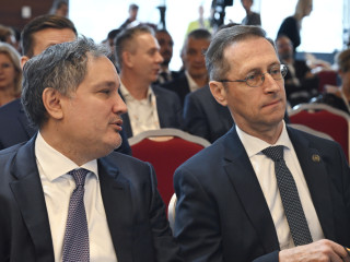 Varga Mihály és Nagy Márton is bizonytalanságról beszélt – figyelmeztetés a jegybanki alapítványok ügyében