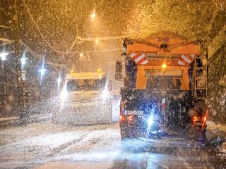 Több iskola is online oktatásra áll át az időjárás miatt