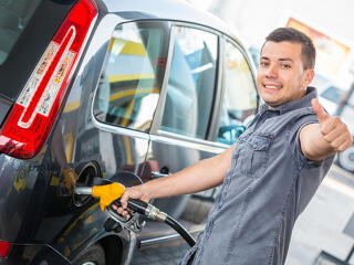 Nehéz kőként zuhan az olaj- és a gázár a nagy bejelentés hatására 