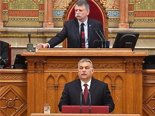 Orbán: lezárjuk Magyarország határait