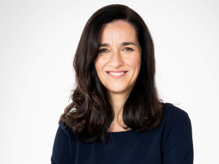 Londoni topmenedzsert igazolt Magyar Péter külügyi vezetőnek 