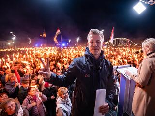 Magyar Péter első útja Lengyelországba vezet kormányfőként, a köztársasági elnöknek és állami vezetőknek is üzent