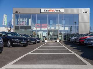 Új márka a magyar használtautó-piac trónján: elvesztette az első helyet az Opel