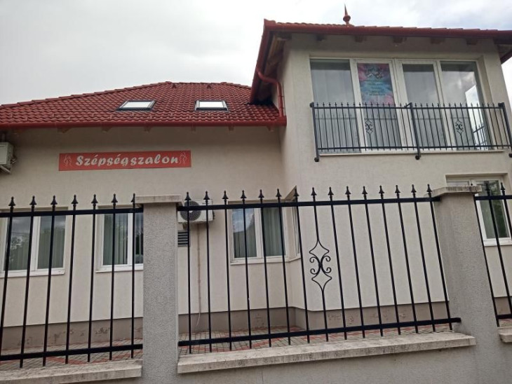 Új gazdát keres az üzletház