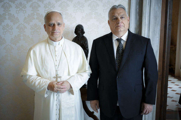 Orbán Viktor miniszterelnök állt már Leó pápa mellett