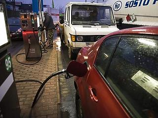 Tovább csökken az üzemanyagok ára 