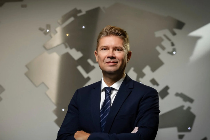 Vékási Tamás az EY Magyarország vezérigazgatója jelentette be a frissített csapatot
