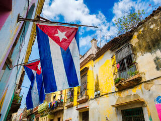 Nagy bajban Trump az olajárak miatt, lassan Kubára fordulhat rá az amerikai elnök?