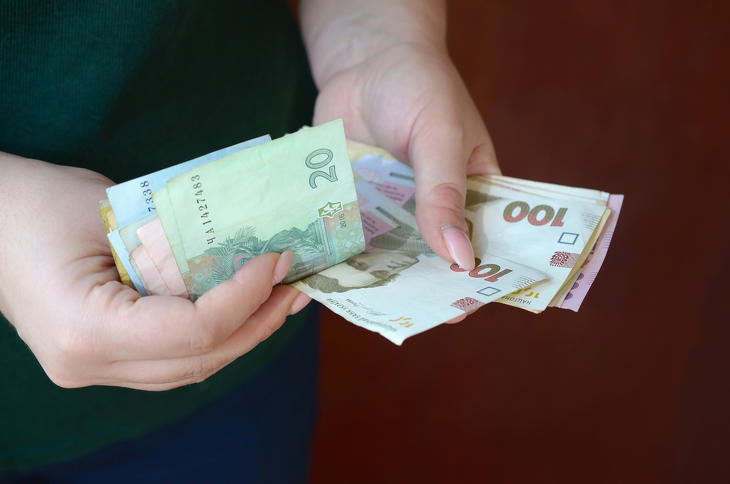 Az Ukrán Nemzeti Banknak fel kellett függesztenie a hrivnyabankjegyek valutakészpénzre történő átváltását. Fotó: depositphotos