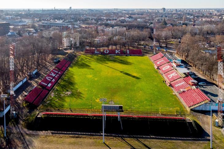 Drónnal készített képen a debreceni Oláh Gábor utcai volt labdarúgó-stadion (Fotó: MTI/Czeglédi Zsolt)