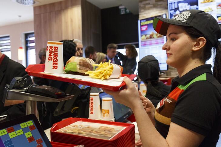 A burger a nyelvünkre is hat