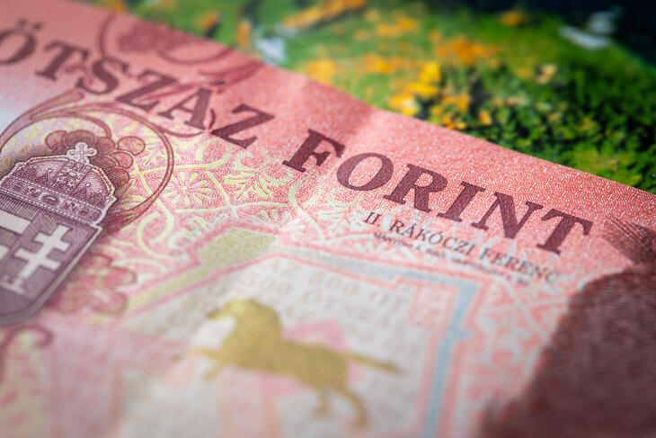 A forint vágtájának ereje alábbhagyott kedd estére