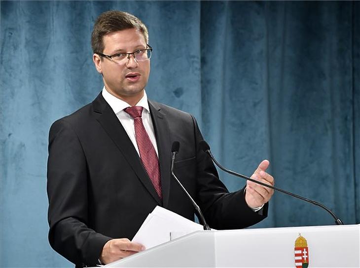 Gulyás Gergely, a Miniszterelnökséget vezető miniszter egy korábbi kormányinfón. MTI/Máthé Zoltán