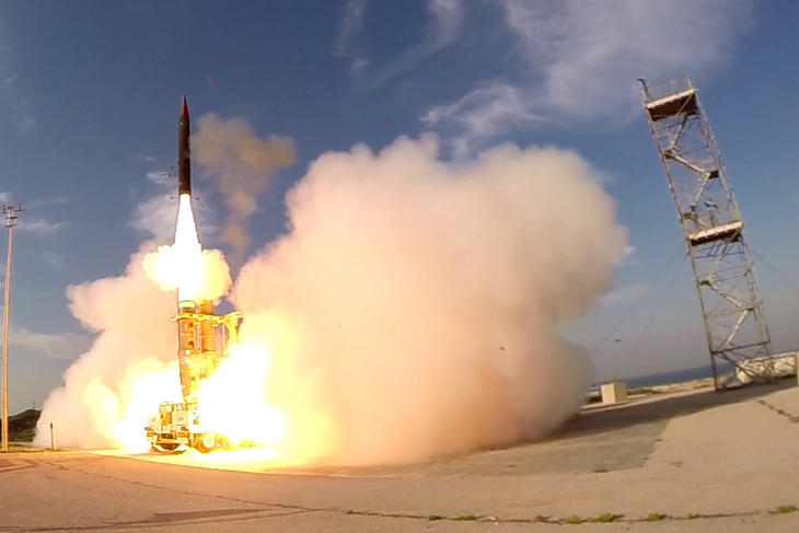 Nyíl-3 elfogórakéta tesztje 2015-ben. Fotó: United States Missile Defense Agency