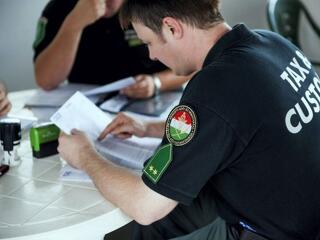 A szolgáltatásokban nőtt a kiviteli többlet