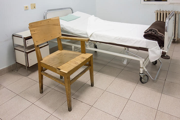 Az orvosi ágyak megszüntetése csak egy kis szelete az átalakítási terveknek. Fotó: Depositphotos
