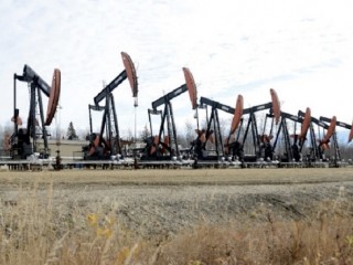 Nem kell pótolni az orosz olajat. Fotó: Depositphotos