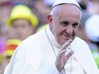 Ferenc pápa a Kossuth térről üzent a világ vezetőinek