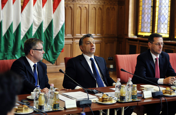 Matolcsy György, Orbán Viktor és Varga Mihály (Fotó: MTI)