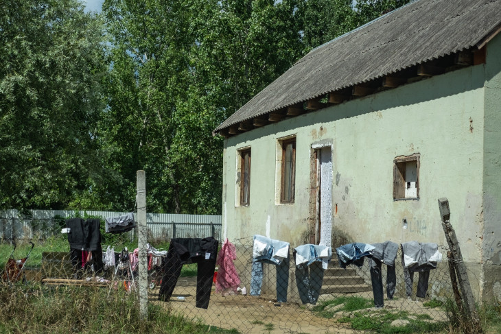 Az átlagkereset 355 ezer forint a megyében, de ha a szomszéd elmegy dolgozni, az a többieknek is motiváló